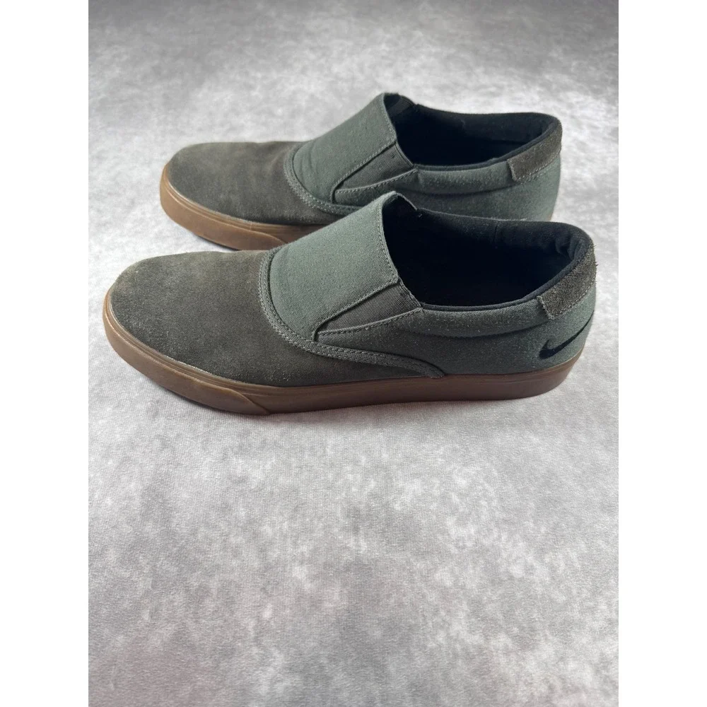 Nike SB Stefan Janoski Slip-On Olive Green Grey Gum Sole Sneakers